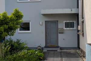 Reihenhaus in Bad Rappenau-Stadt, Provisionsfrei, PV-Anlage,  Holzofen – Schubertstraße 25, 74906 Bad Rappenau – Vorschaubild 1