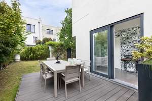 Rummelsburger Bucht: Architekten-Townhouse am Medaillonpark mit Garten, Dachterrasse und Stellplatz – An der Bucht 61, 10317 Rummelsburg, Berlin – Vorschaubild 8
