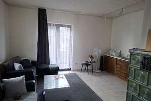 Dreifamilienhaus mit Ausbaupotential in Stuttgart-Stammheim | Zentral gelegen & vermietet – Die vollständige Adresse der Immobilie erhältst du vom Anbieter., 70439 Stammheim-Süd, Stuttgart – Vorschaubild 7