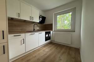 Sanierte 3-Zimmer-Wohnung mit funktionaler Raumaufteilung und Balkon – Altmühlstraße 6, 38120 Weststadt, Braunschweig – Vorschaubild 8