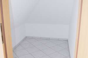 Attraktive, gepflegte 2-Raum-DG-Wohnung in Leipzig - Engelsdorf – Baumeister-Günther-Str. 26, 4319 Engelsdorf, Leipzig – Vorschaubild 11