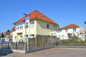 Exklusives Wohnhaus und Mehrfamilienhaus mit 5 Ferienwohnungen in Strandnähe – Karlstraße 3, 17459 Loddin – Vorschaubild 1