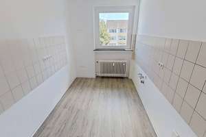 Durchdacht & geräumig: Helle 3-Zimmer-Wohnung mit Tageslicht-Vollbad – Lahrkampstraße 19, 33104 Schloß Neuhaus, Paderborn – Vorschaubild 7