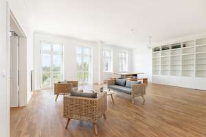 Helmholtzkiez: Lichtdurchfluteter 4-Zimmer Altbau, 4. OG, Lift, große Terrasse & 2 Balkone, 2 Bäder – Schönhauser Allee 52, 10437 Prenzlauer Berg, Berlin – Vorschaubild 6
