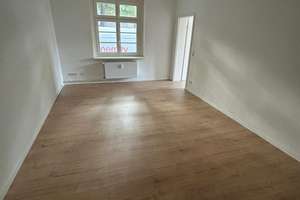 2-Zimmer Wohnung mit Küche in Hannover List Erdgeschoss  – Im Kreuzkampe 14, 30655 List, Hannover – Vorschaubild 2
