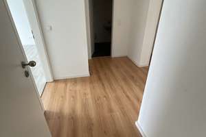 Geräumige 2 Zimmer- Wohnung mit Wohnküche, Balkon und Duschbad im Dachgeschoss – Vorwerker Str. 107, 23554 Sankt Lorenz Nord, Lübeck – Vorschaubild 21