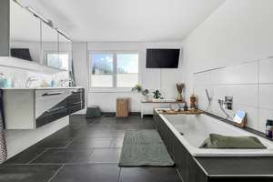 Hier werden Wohnträume wahr: Villa mit modernstem Komfort.  Charmant und exklusiv. Absolutes JUWEL. – Die vollständige Adresse der Immobilie erhältst du vom Anbieter., 24803 Erfde – Vorschaubild 12