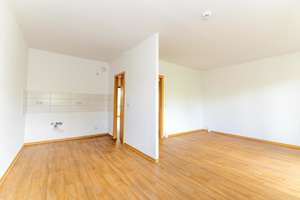 Tapetenwechsel nötig? Hier sind Sie richtig! – Kritzmannstr. 10, 39128 Neustädter Feld, Magdeburg – Vorschaubild 13
