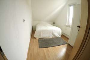 Sehr schöne 2-Zimmer DG Whg, renoviert, möbliert + Einbauküche – Hintere Schöneworth 17, 30167 Nordstadt, Hannover – Vorschaubild 7