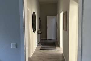 Attraktive 2-Zimmer-Wohnung mit hohen Decken im Erdgeschoss – ab 01.03.2026 verfügbar – Kampstraße 2, 45355 Bochold, Essen – Vorschaubild 4