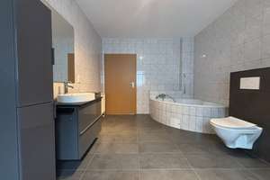 Rodenbach, Reiheneckhaus mit 6 ZKB, 2 Bäder, Gäste-WC, Terrasse, Carport – Die vollständige Adresse der Immobilie erhältst du vom Anbieter., 67688 Rodenbach – Vorschaubild 15