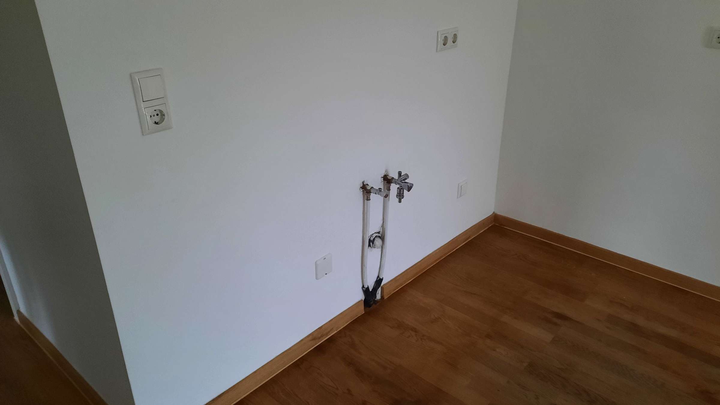 Geräumige 2-Zimmer-Wohnung mit Balkon in Erfurt