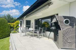Idyllisch! Schönes Haus mit wunderschönem Gartengrundstück in Aussichtslage und großer Doppelgarage – Göppingen (Kreis) – Vorschaubild 9
