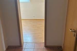 Charmante Wohnung in ruhiger Lage von Oberhausen-Biefang – kompakte 39 m² mit guter Anbindung – Biefangstr. 106, 46149 Schwarze Heide, Oberhausen – Vorschaubild 3