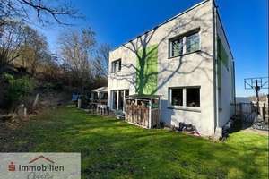 Modernes freistehendes Einfamilienhaus mit Carport 
in familienfreundlicher Wohnlage von Hagen-Eilpe