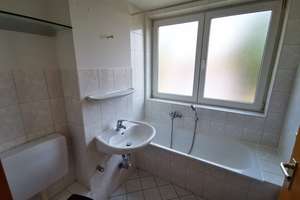 Wohnung im 2 OG inkl. 80 qm Garten und Küche – Kufsteiner Straße 8, 45899 Horst, Gelsenkirchen – Vorschaubild 3