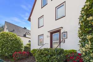 Bielefeld-Gellershagen: Bezugsfreies Dreifamilienhaus am Bultkamp Park | ca. 238 m² Wfl. | 3x Garage – Die vollständige Adresse der Immobilie erhältst du vom Anbieter., 33613 Schildesche, Bielefeld – Vorschaubild 4