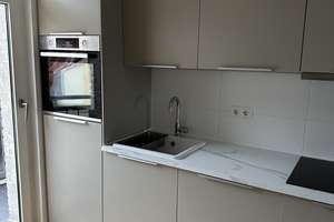 Modernes Wohlfühl-Zuhause: Stilvolle 2-Zimmer-Wohnung mit Süd-Balkon und kompletter Einrichtung – Die vollständige Adresse der Immobilie erhältst du vom Anbieter., 90408 Uhlandstraße, Nürnberg – Vorschaubild 3