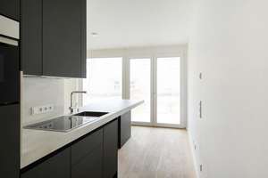 Ideal für Singles: Apartment mit Einbauküche, Südbalkon, TG-Stellplatz + Sharing Spaces – Josef-Felder-Str. 15, 81241 Am Westbad, München – Vorschaubild 4