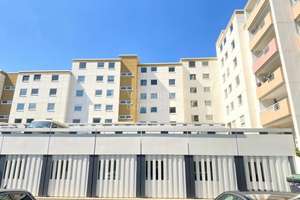 Sonnige 4-Zimmer-Wohnung mit Aufzug und Süd-Loggia – großzügig geschnitten & vielseitig nutzbar!
