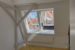 Exklusive 4,5-Zimmer-Altbauwohnung mit Balkon & Klimaanlage in begehrter Lage Am Harras – 81373 Untersendling, München – Vorschaubild 11