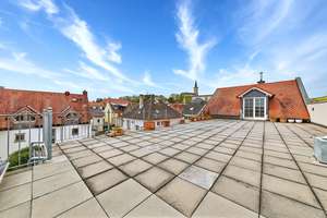 PETS ALLOWED IN HISTORIC HOUSE!! approx. 2476 ft²! 7.5-room, 5.5-bed, 2.25-bath and XL roof terrace – Die vollständige Adresse der Immobilie erhältst du vom Anbieter., 55294 Bodenheim – Vorschaubild 1