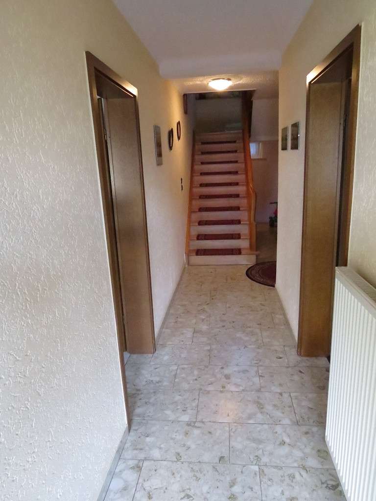 Immobilie in Mandern - MANDERN bei Zerf - Topgepflegtes Einfamilienhaus mit traumhaftem Grundstück - Bild 4