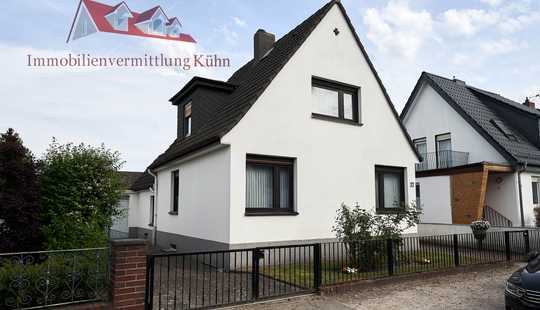 Bild von Kleines Haus mit großem Garten - provisionsfrei für den Käufer