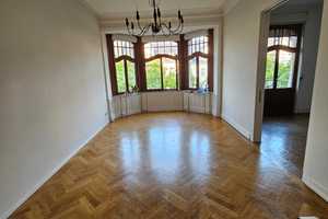 3 Zimmer Altbauwohnung mit Balkonen - Westend Wiesbaden – Bismarckring 8, 65185 Wiesbaden – Vorschaubild 1