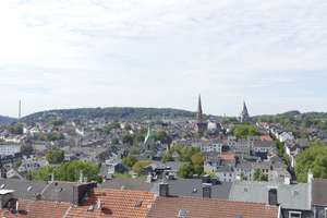 Modernes Wohnen im alten Gewand! Attraktive, großzügige 3 - Zi.- Wohnung am Platz der Republik! – Platz der Republik 46a, 42107 Elberfeld, Wuppertal – Vorschaubild 2