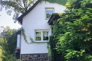 Einfamilienhaus mit idyllischem Garten – Wilhelm-Firl-Str. 3, 8062 Zwickau – Vorschaubild 1