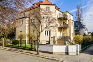 Moderner Altbaucharme: Stilvolle vier Räume und drei Balkone – Die vollständige Adresse der Immobilie erhältst du vom Anbieter., 1277 Blasewitz (Stadtteil), Dresden – Vorschaubild 1