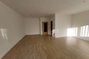 Kappel * 2 Zimmer * schicke Einbauküche * Frei ab 01.07.2026 – Die vollständige Adresse der Immobilie erhältst du vom Anbieter., 9119 Kappel, Chemnitz – Vorschaubild 2