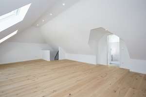 Licht, Raum & Wohnkomfort: Maisonette-Feeling mit großem Balkon – Die vollständige Adresse der Immobilie erhältst du vom Anbieter., 40593 Urdenbach, Düsseldorf – Vorschaubild 23