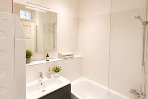 Freiburg Wiehre – Energetisch modernisierter Altbau, 3 Zimmer, zwei Balkone - Vermietet. – 79100 Unterwiehre-Nord, Freiburg im Breisgau – Vorschaubild 6