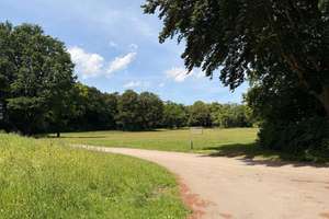 Wohnen im Grünen: Moderne KfW 55 Doppelhaushälfte mit großem Garten in begehrter Lage München-Aubing – Die vollständige Adresse der Immobilie erhältst du vom Anbieter., 81243 Aubing-Süd, München – Vorschaubild 26