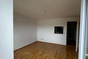 Stadthaus in zentraler Lage mit vier Wohnungen und einem Ladengeschäft mit sehr guter Rendite! – Die vollständige Adresse der Immobilie erhältst du vom Anbieter., 78333 Stockach – Vorschaubild 9