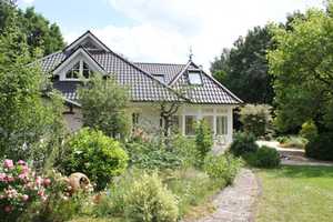 Friedrichsfehn - anspruchsvolles Einfamilienhaus auf nicht einsehbarem Grundstück mit Seezugang! – Ammerland (Kreis) – Vorschaubild 1