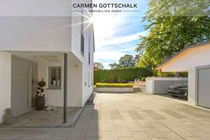 Der See im Großformat.  Moderne Familienvilla mit Panoramaseeblick, Garten und Strandbadnähe. – Die vollständige Adresse der Immobilie erhältst du vom Anbieter., 82319 Starnberg – Vorschaubild 9