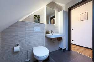 🏡 All-inclusive wohnen: sanierte & voll möblierte 2-Zimmer-Wohnung mit Balkon in Köln-Porz – Gronaustraße 26, 51145 Urbach, Köln – Vorschaubild 23