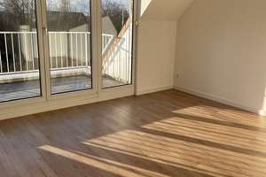 Idyllisch und ruhig: zwei Zimmer-Wohnung nahe des Rheins in Himmelgeist.  – Maikammer 24, 40589 Himmelgeist, Düsseldorf – Vorschaubild 2