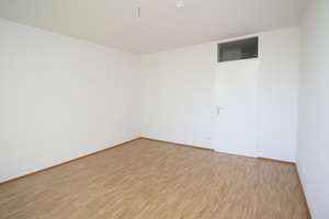 Tolle 2-Zimmer-Wohnung mit großer Loggia – Die vollständige Adresse der Immobilie erhältst du vom Anbieter., 81735 Neuperlach, München – Vorschaubild 7