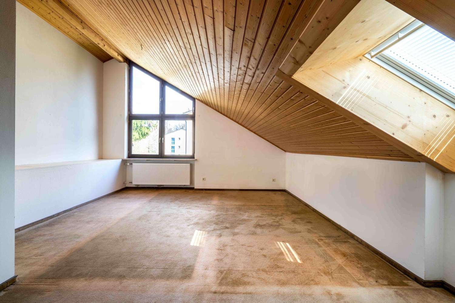 Immobilie in Weßling - Seenah wohnen: Reiheneckhaus mit großem Garten & viel Potenzial - Bild 6