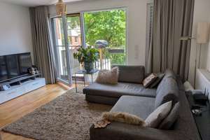 Wohntraum mit Balkon, Einbauküche und Stellplatz in Niehl