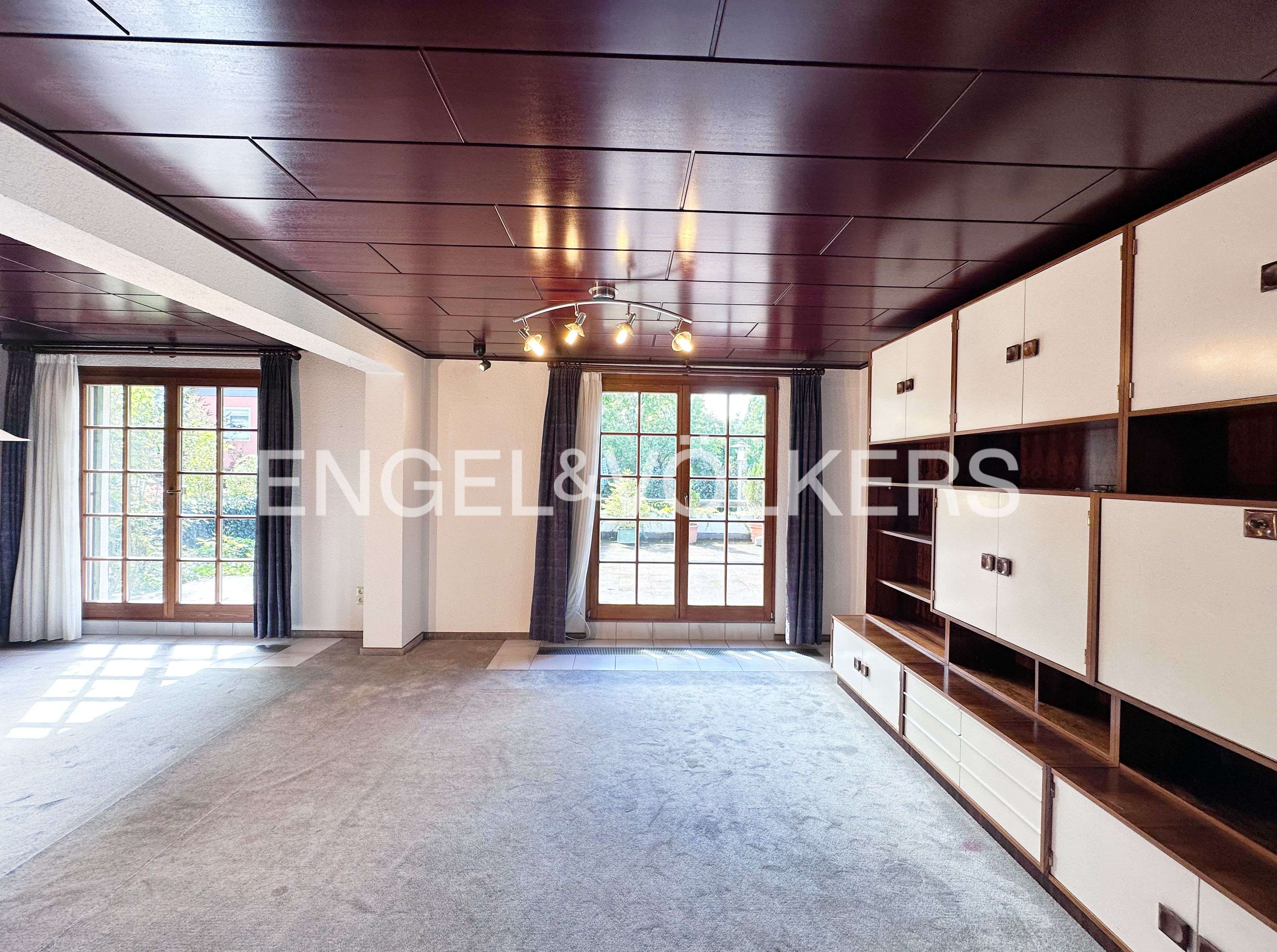 Familienglück am Hang von Unterkochen - EFH mit ELW & pflegeleichtem Grundstück, Ostalbkreis – Bild 2