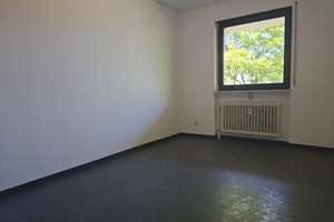 Großzügige 4-Zimmer-Wohnung mit Loggia, TG-Stellplatz, Wallbox und Keller – Die vollständige Adresse der Immobilie erhältst du vom Anbieter., 90429 Muggenhof, Nürnberg – Vorschaubild 16