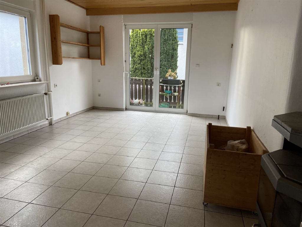 Immobilie in Finnentrop - / Schönes Frettertal! Zweifamilienhaus wartet auch neue Eigentümer!  - Bild 2