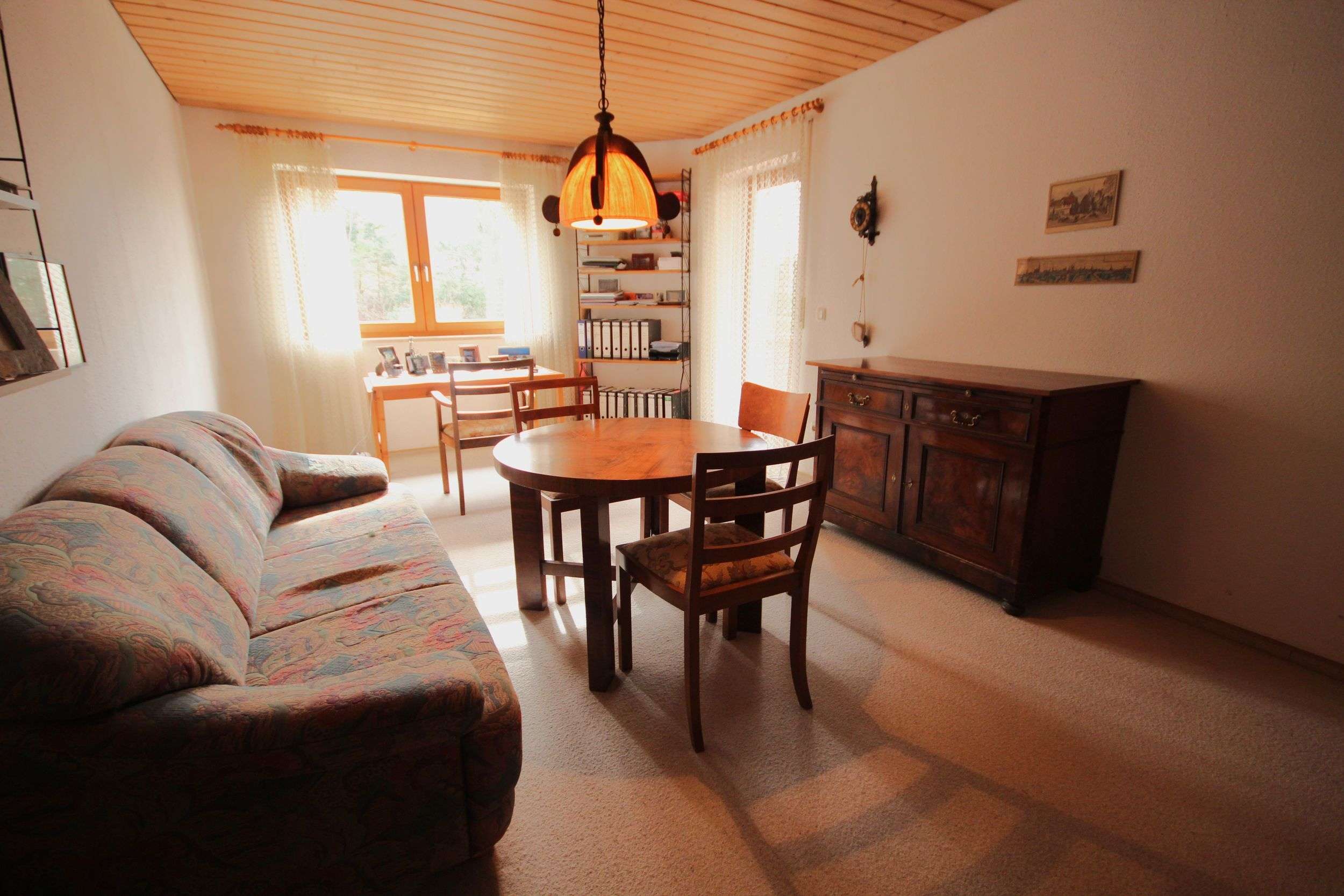 Immobilie in Wertingen - Attraktive Doppelhaushälfte in bevorzugter Wohnlage - Bild 2