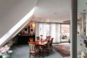 Wohnen über zwei Ebenen: Galerie, Südbalkon, 4 Zimmer | 2 Bäder | 2 Stellplätze | Energieeffizienz C – Die vollständige Adresse der Immobilie erhältst du vom Anbieter., 75397 Simmozheim – Vorschaubild 5