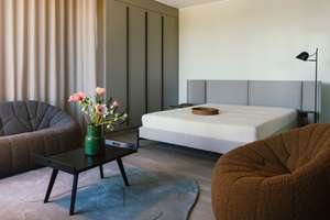 vollmöbliertes Penthouse (All-In Miete)